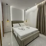 Platinum River Appartement *